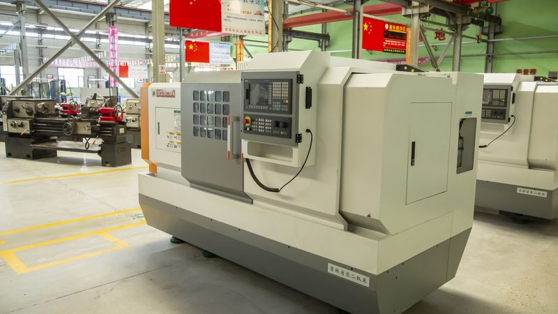 汽车模具龙门加工中心选型：精准定位，打造高效生产线